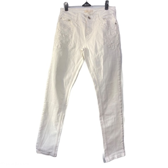 MAJE Embroidered Flowers White Jeans size 24 XS - Picture 3 of 9